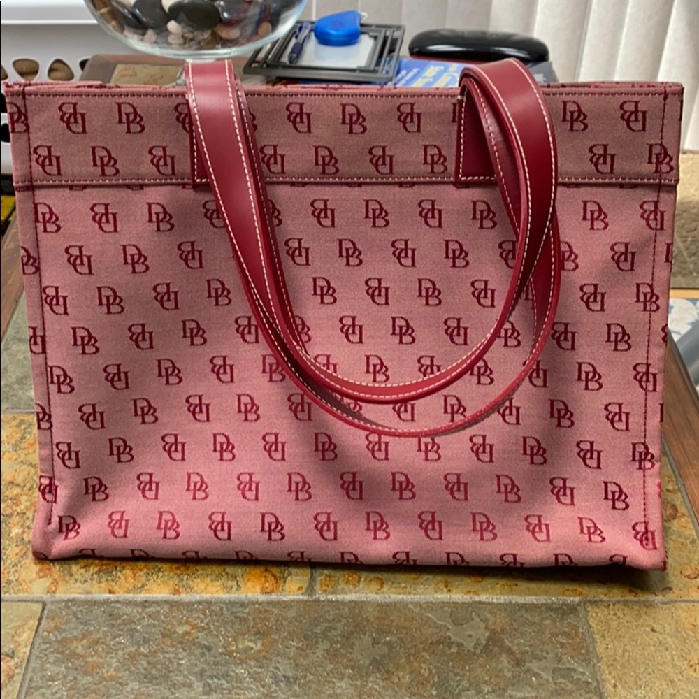 Dooney & Bourke Tote Bag